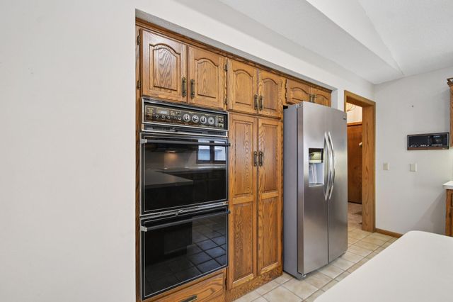 3690 Widgeon Way, Eagan, MN 55123