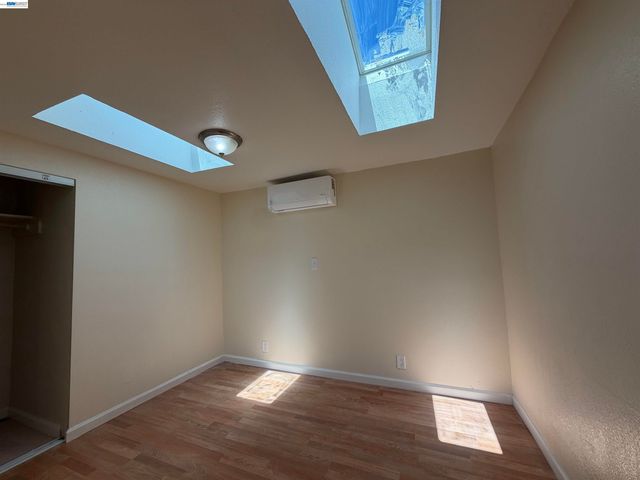 372 6TH Ave, Menlo Park, CA 94025