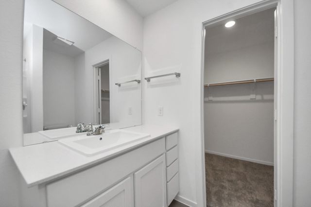 7730 Lavender Jade Drive, Rosharon, TX 77583