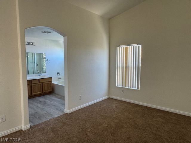 8930 Catfish Stream Avenue, Las Vegas, NV 89178