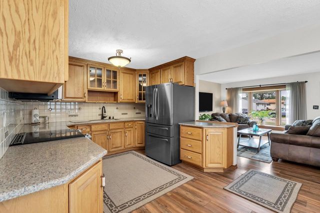 2710 6 Mile ROAD, Racine, WI 53402