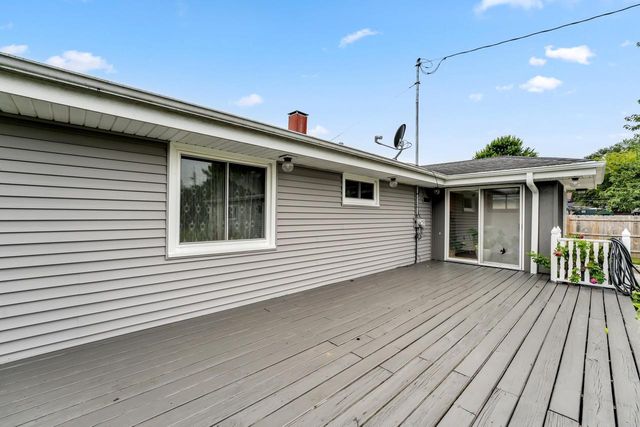 2710 6 Mile ROAD, Racine, WI 53402