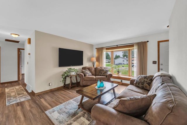 2710 6 Mile ROAD, Racine, WI 53402
