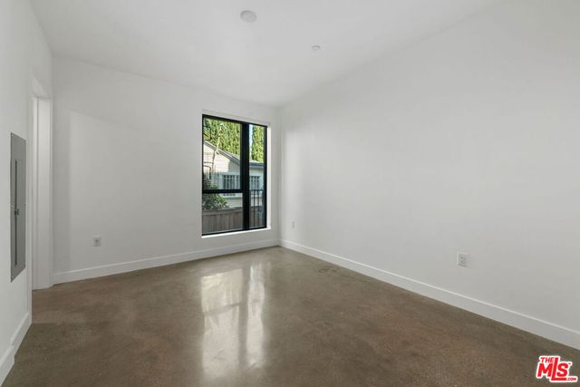 1250 N Fairfax Avenue 206, West Hollywood, CA 90046