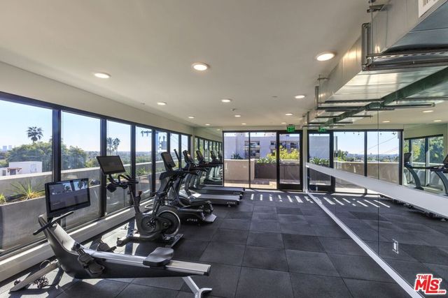 1250 N Fairfax Avenue 206, West Hollywood, CA 90046