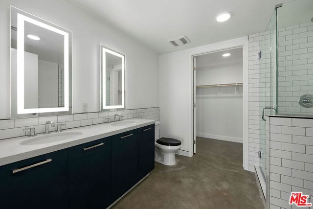 1250 N Fairfax Avenue 206, West Hollywood, CA 90046
