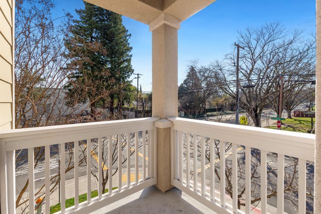 489 McClatchy Way, Sacramento, CA 95818