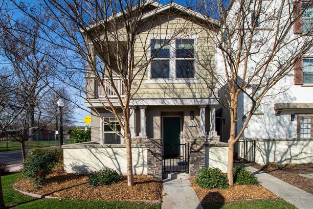 489 McClatchy Way, Sacramento, CA 95818