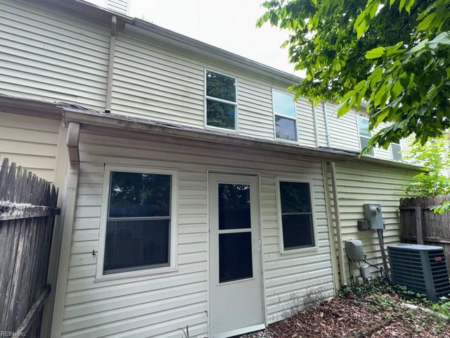 41 King George QUAY, Chesapeake, VA 23325