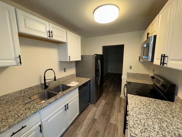 41 King George QUAY, Chesapeake, VA 23325