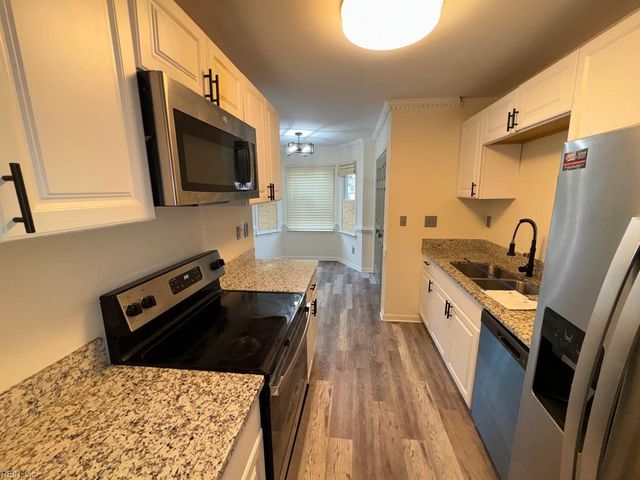 41 King George QUAY, Chesapeake, VA 23325