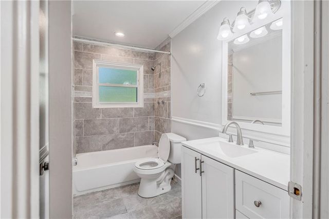 60 Oak Street, Mobile, AL 36608