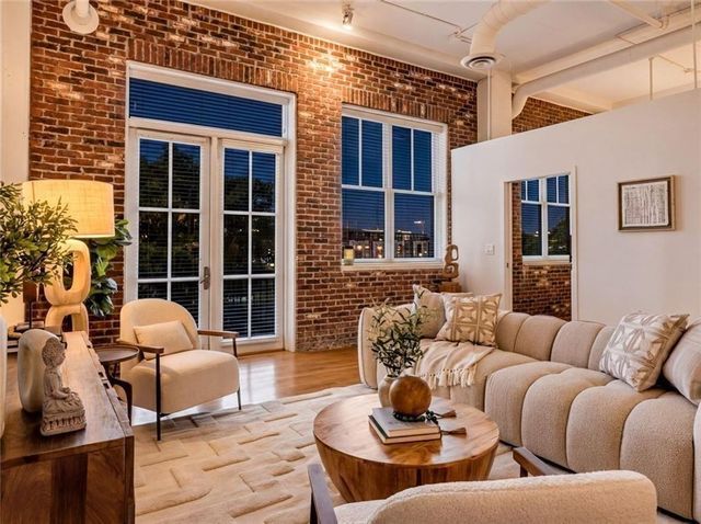 3235 Roswell Road NE 703, Atlanta, GA 30305