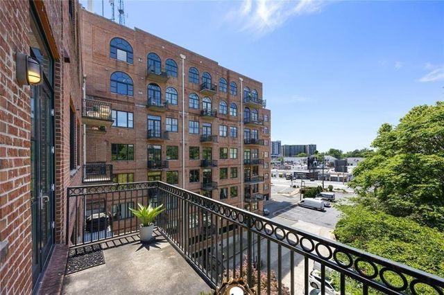 3235 Roswell Road NE 703, Atlanta, GA 30305