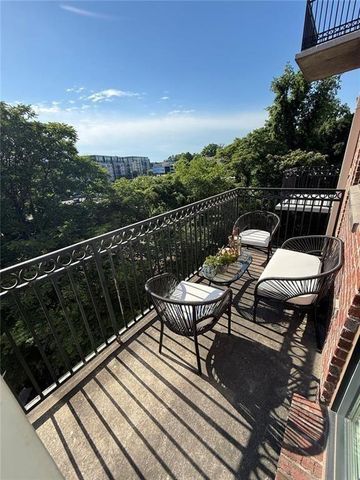 3235 Roswell Road NE 703, Atlanta, GA 30305