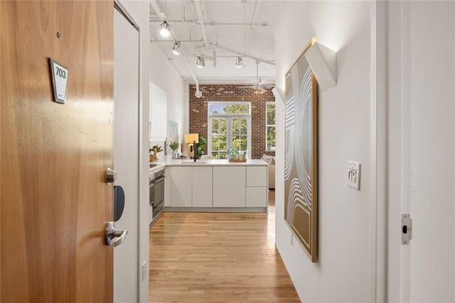 3235 Roswell Road NE 703, Atlanta, GA 30305