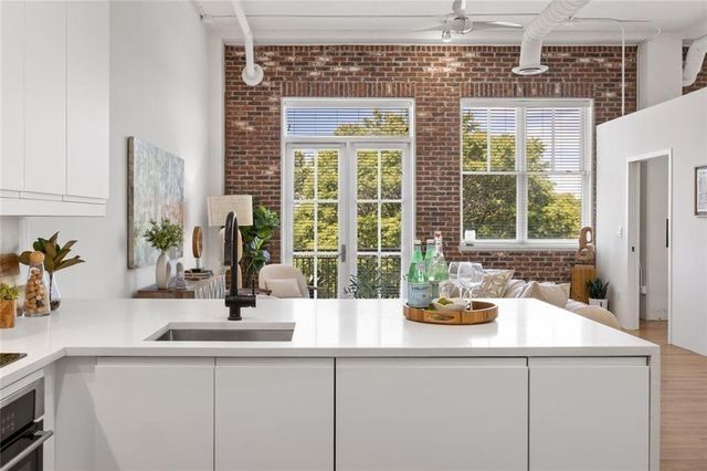 3235 Roswell Road NE 703, Atlanta, GA 30305
