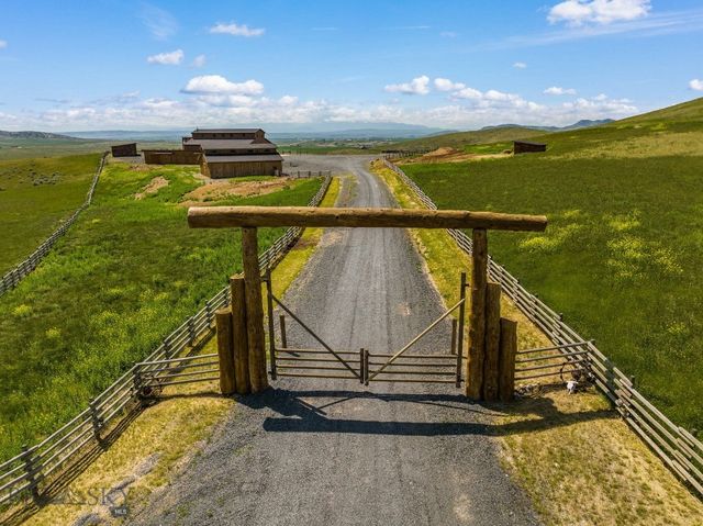 26 Dalesview, Three Forks, MT 59752