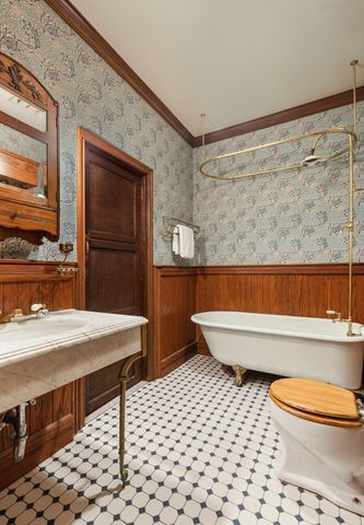 234 W 22nd Street, New York City, NY 10011