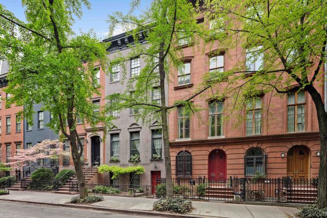 234 W 22nd Street, New York City, NY 10011