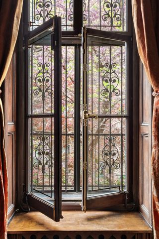 234 W 22nd Street, New York City, NY 10011