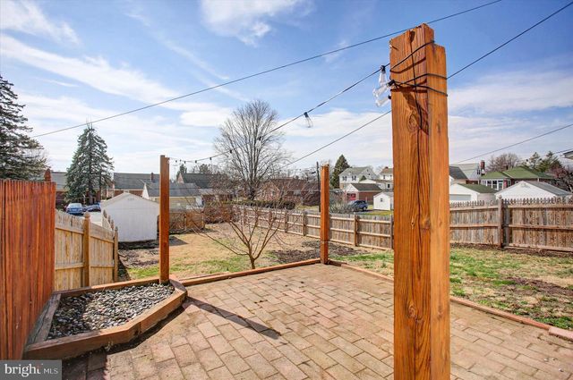 315 MEADE AVE, Hanover, PA 17331