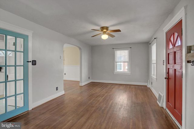 315 MEADE AVE, Hanover, PA 17331