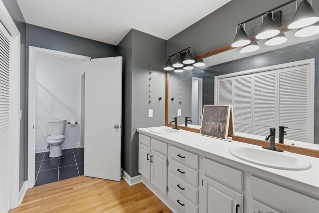 706 Barlin Ct, Nashville, TN 37221