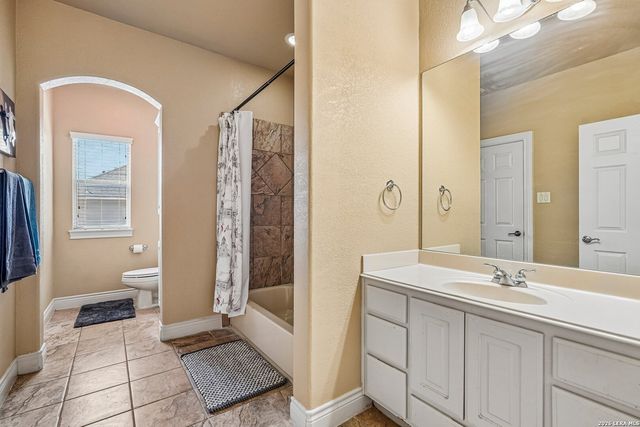 406 Pueblo Pintado, Helotes, TX 78023