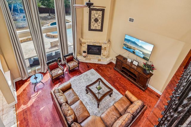 406 Pueblo Pintado, Helotes, TX 78023