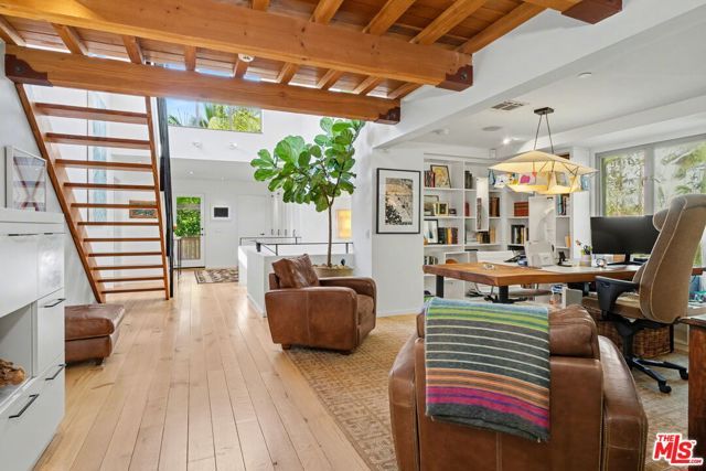 420 Alta Avenue, Santa Monica, CA 90402