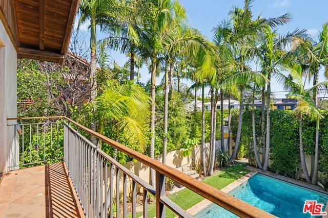 420 Alta Avenue, Santa Monica, CA 90402