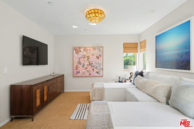 420 Alta Avenue, Santa Monica, CA 90402