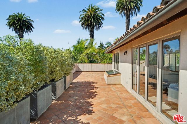 420 Alta Avenue, Santa Monica, CA 90402
