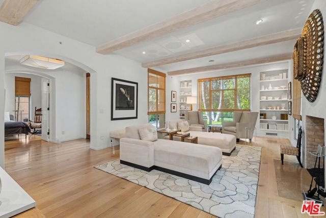 420 Alta Avenue, Santa Monica, CA 90402