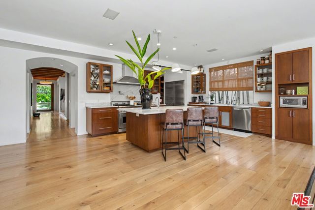 420 Alta Avenue, Santa Monica, CA 90402