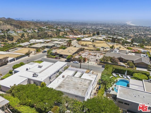 16647 Charmel Lane, Pacific Palisades (los Angeles), CA 90272