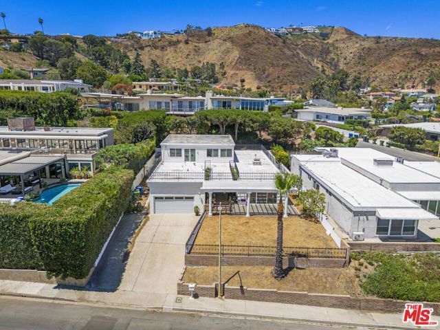 16647 Charmel Lane, Pacific Palisades (los Angeles), CA 90272