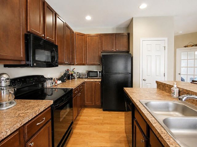 31 Madison Drive, Williston, VT 05495