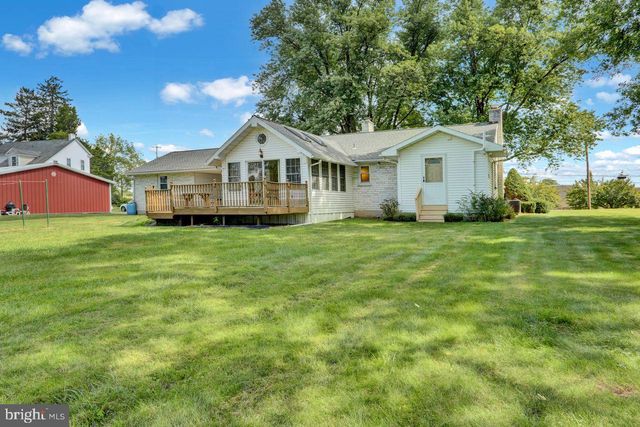 130 DRIES RD, Reading, PA 19605