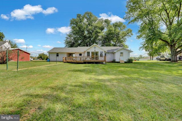 130 DRIES RD, Reading, PA 19605