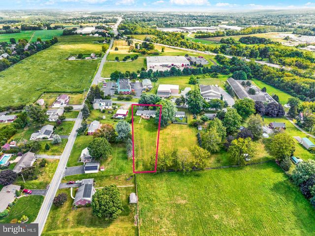 130 DRIES RD, Reading, PA 19605