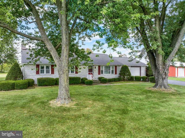 130 DRIES RD, Reading, PA 19605