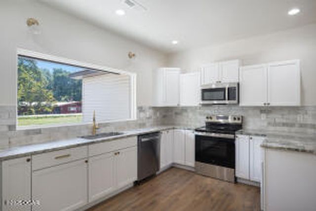 17 Builders Lane, Anderson, MO 64831