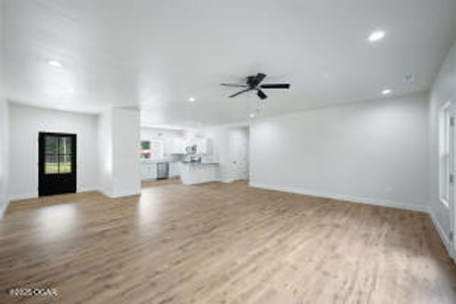 17 Builders Lane, Anderson, MO 64831