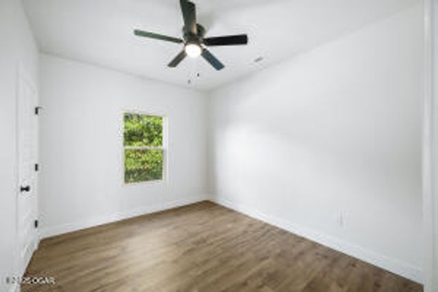 17 Builders Lane, Anderson, MO 64831