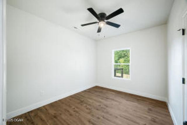 17 Builders Lane, Anderson, MO 64831