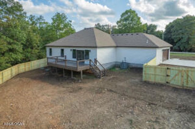 17 Builders Lane, Anderson, MO 64831