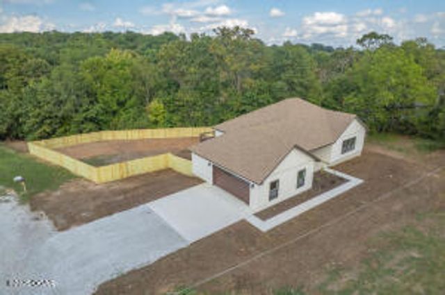 17 Builders Lane, Anderson, MO 64831