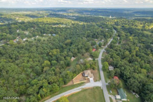 17 Builders Lane, Anderson, MO 64831